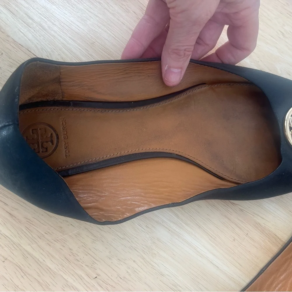 Tory Burch Black Loafers with Gold Emblem